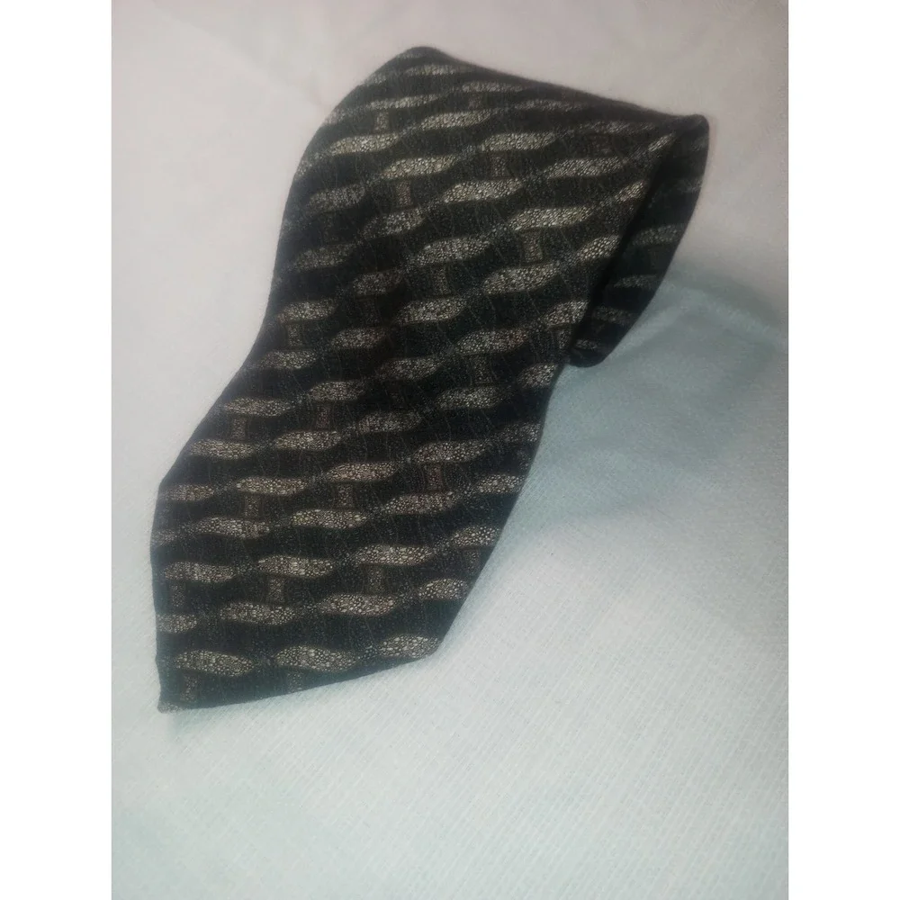 Hart Schaffner Marx Abstract Wide Silver Multicolor Silk Italy‎ Tie